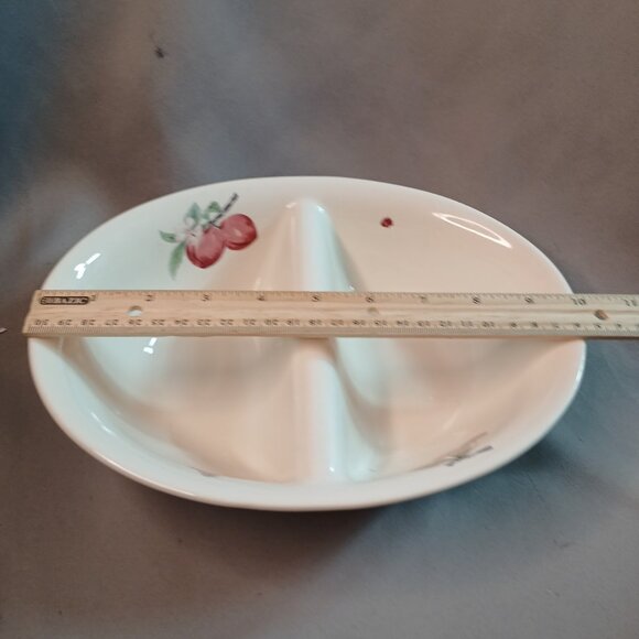 Pfaltzgraff Delicious 10" Oval Divided Vegtable Bowl Made in the USA Apples 2003 - Picture 4 of 8
